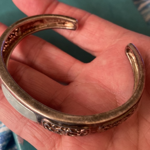 Sterling Silver jade stone inset cuff Size Small  vintage - Picture 2 of 9